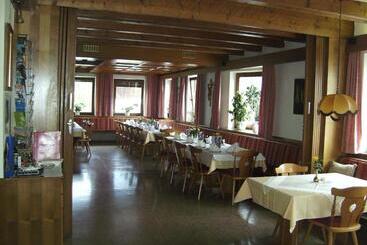 هتل Gasthof Alpenrose