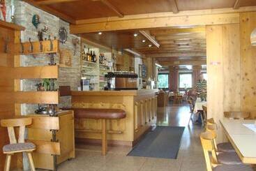 هتل Gasthof Alpenrose