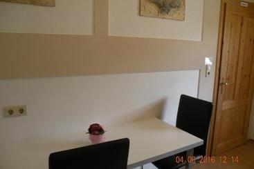 هتل Haus Fini
