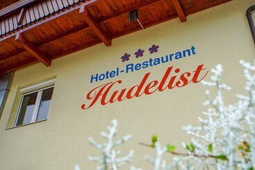 هتل Hudelist