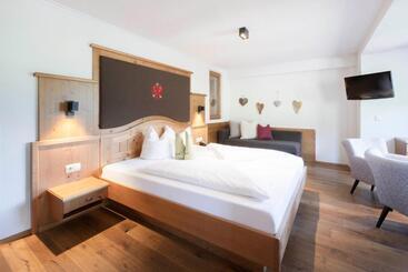 Lifestylepanoramahotel Erika Superior