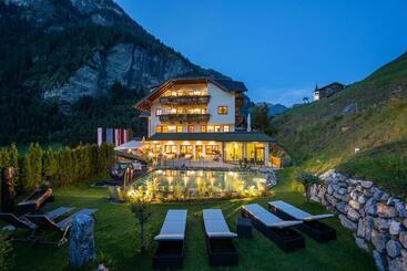 Naturhotel Huettenwirt In Middle Of Nature