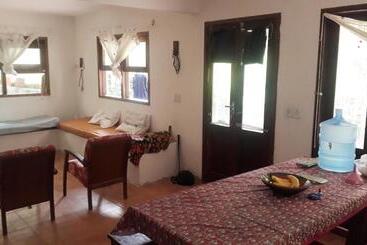تختخواب و صبحانه Casa 262