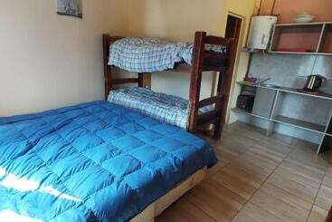تختخواب و صبحانه Casa De Tito Y Teresa