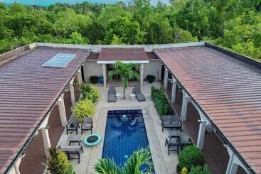 تختخواب و صبحانه Crisha S Quiet Resort
