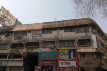 هتل Basera,nashik