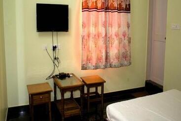هتل Cbr Guest House