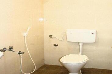 هتل Cbr Guest House