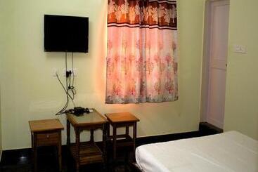 هتل Cbr Guest House