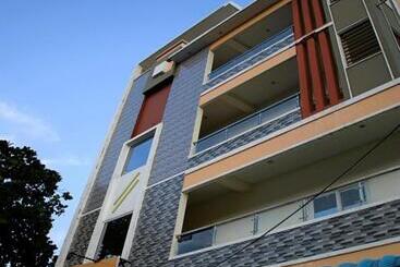 هتل Cbr Guest House