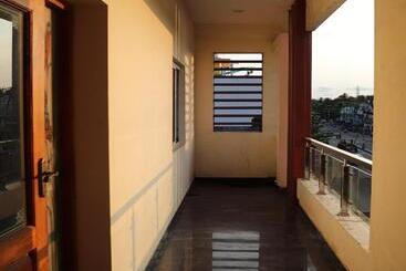 هتل Cbr Guest House