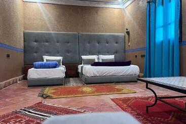 هتل Chez Belhou