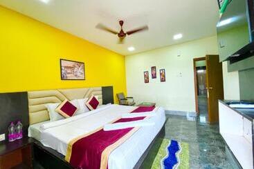 Swimming Pool Hotel Corel Suites Puri Official