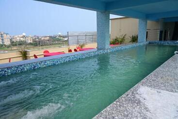 Swimming Pool Hotel Corel Suites Puri Official