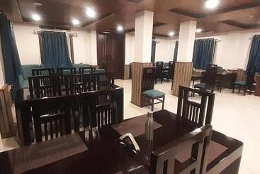 هتل Hilsan Residency And