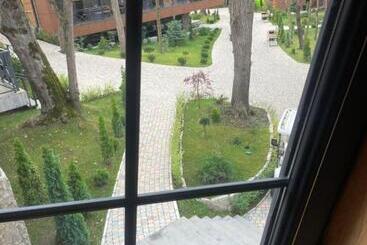 هتل Vak Resort Dilijan