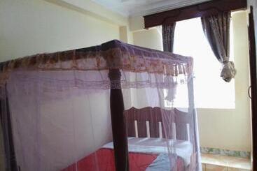 پانسیون Dreams Lodge