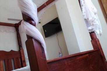 پانسیون Dreams Lodge