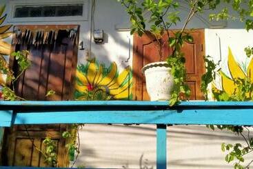 پانسیون Sunflower Guesthouse Koh Rong