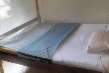 پانسیون Via Sun Flower Guesthouse