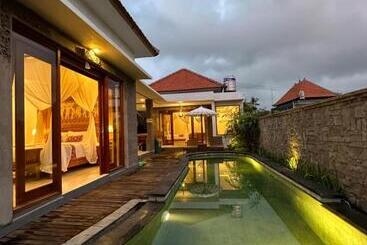 旅馆 Gyanesh Villa
