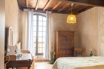 تختخواب و صبحانه Gîte D étape La P Tite Graine