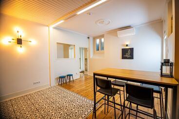 تختخواب و صبحانه Vago Alcântara Suites