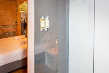 تختخواب و صبحانه Vago Alcântara Suites
