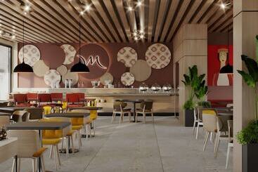 هتل Mercure Tirana