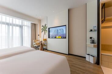 Kew Green Hotel Mianshuicheng Haikou
