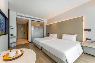 Kew Green Hotel Mianshuicheng Haikou