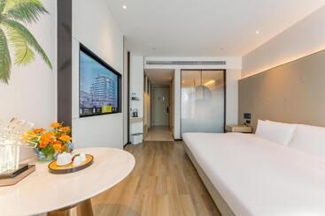 Kew Green Hotel Mianshuicheng Haikou