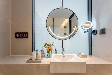 Kew Green Hotel Mianshuicheng Haikou