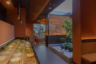 Kunming Dianchi Mideel International Apartment South Asian Style Fuhai Metro