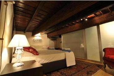 پانسیون Saint Patrick Guest House
