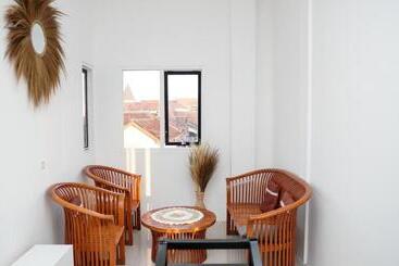 پانسیون Wangi Homestay Banyuwangi