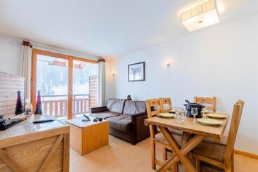 Résidence Le Parc Des Airelles   Appartement 2 Pièces Coin Montagne 6 Per 344