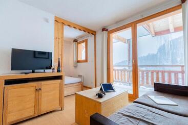 Résidence Le Parc Des Airelles   Appartement 2 Pièces Coin Montagne 6 Per 344