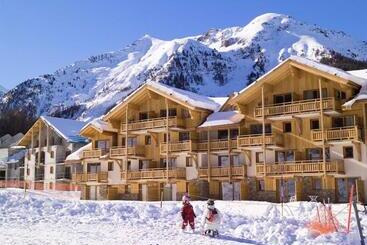 Résidence Le Parc Des Airelles   Studio Coin Montagne 4 Personnes Vue Pist 334