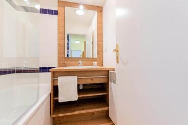 Résidence Le Parc Des Airelles   Studio Coin Montagne 4 Personnes Vue Pist 334