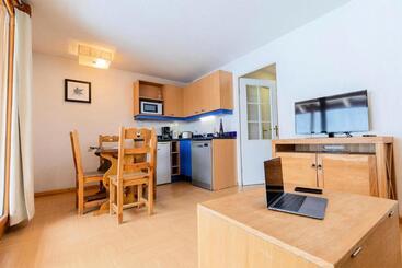 Résidence Le Parc Des Airelles   Studio Coin Montagne 4 Personnes Vue Pist 334