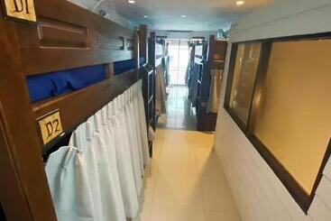 هاستل Back Home Bangkok