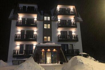 Apartmani Aj   A11 & A12 Kopaonik Aris Resort