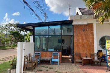 B2 Hotel Savannakhet