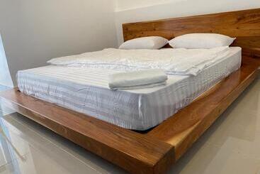 B2 Hotel Savannakhet