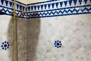 تختخواب و صبحانه Dar Md