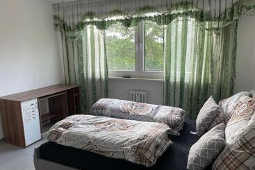 تختخواب و صبحانه Ismail Wohnung 2 Zi. Kranichstein