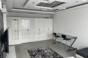 تختخواب و صبحانه Ismail Wohnung 2 Zi. Kranichstein