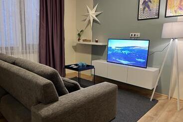 Roj Suite