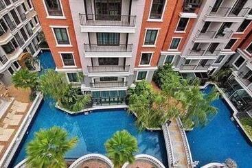 Espana Condo Jomtien Pool Access By Aey